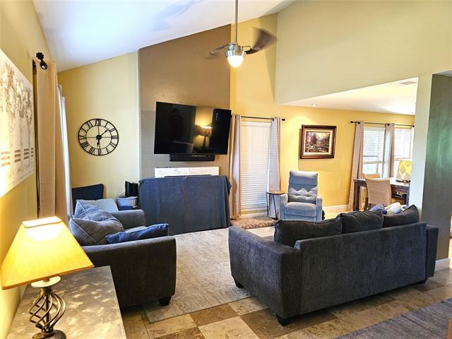 Photo - 3926 White Oak Ct