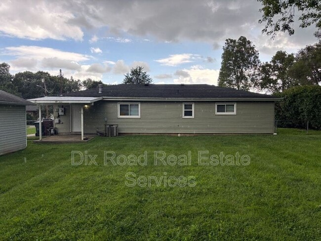 Photo - 272 Symmes Rd