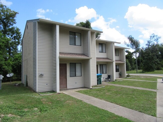 Building Photo - 804 West St Unit 804 West St.
