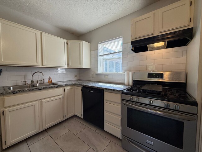 Photo - 708-710 1st Ave S Unit 708