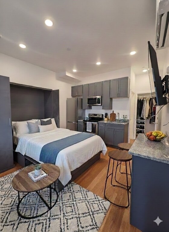 Building Photo - 165 Hawthorne St Unit 102