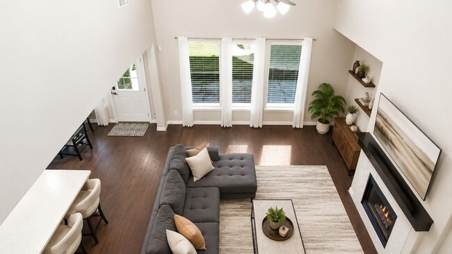 Photo - 4411 Woodridge Dr