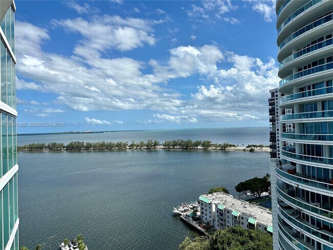 Building Photo - 2101 Brickell Ave Unit 1908