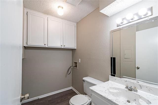 808 Treadwell Ct