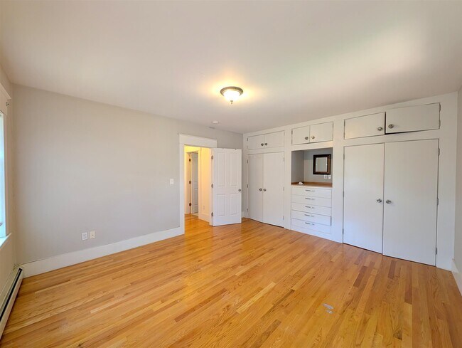Photo - 91 Burget Ave Unit 2
