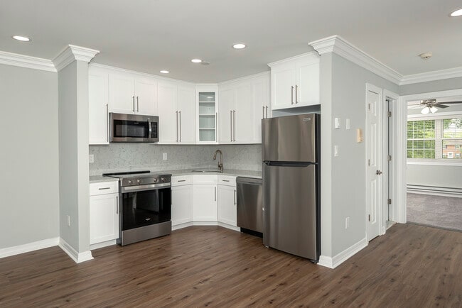 Fairfield Knolls at West Babylon - Fairfield Knolls at West Babylon Apartments