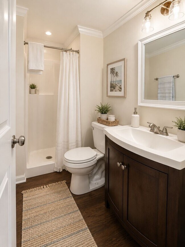 Photo - 2020 Hawthorne St Unit B