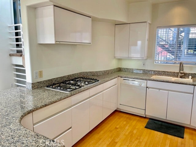 Photo - 1342 Manhattan Ave