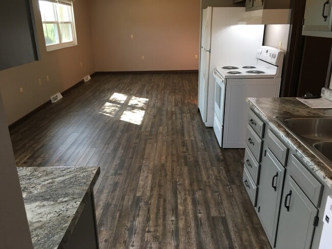 Photo - 7421 Sharon-Mercer Rd Unit #12