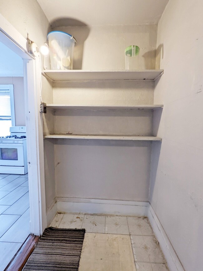 Photo - 62 Empire St