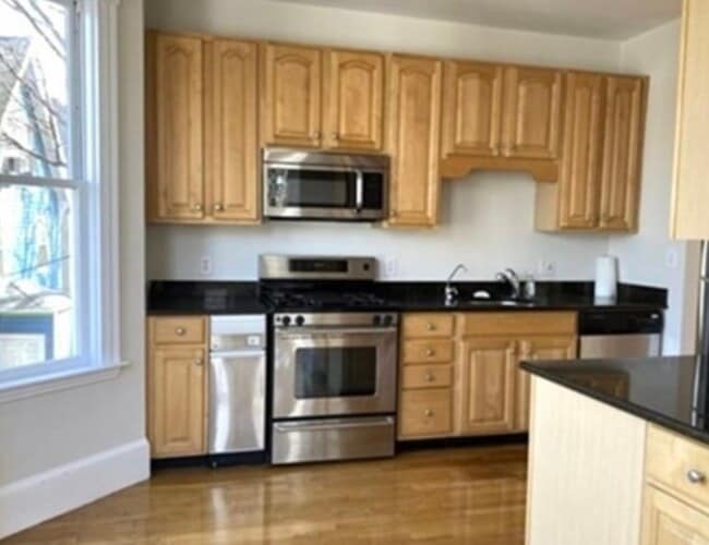 Photo - 2 Termine Ave Unit 2
