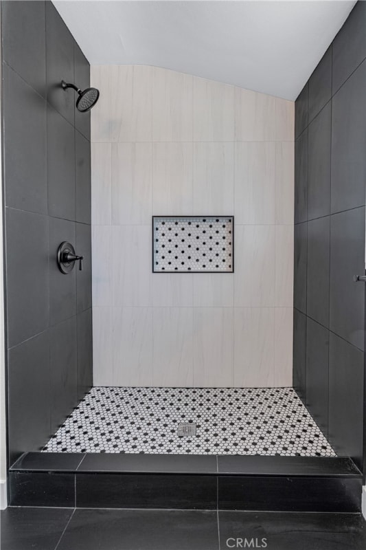 Photo - 6261 Homewood Ave