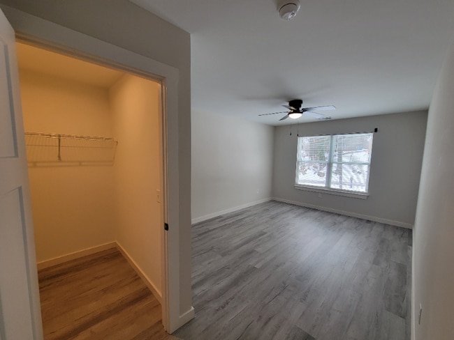 Photo - 823 31st St SW