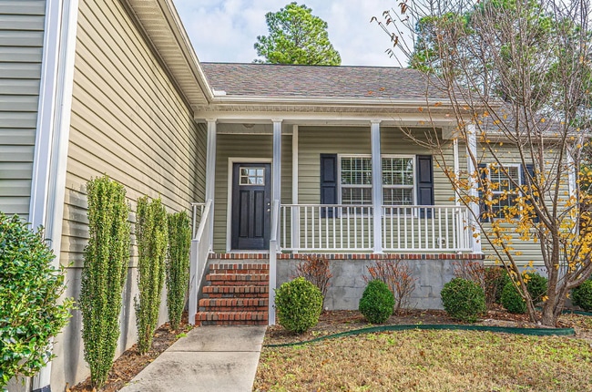 Photo - 2 Sawmill Ct