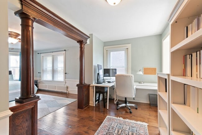 Building Photo - Amazing Wissahickon Single Family Home