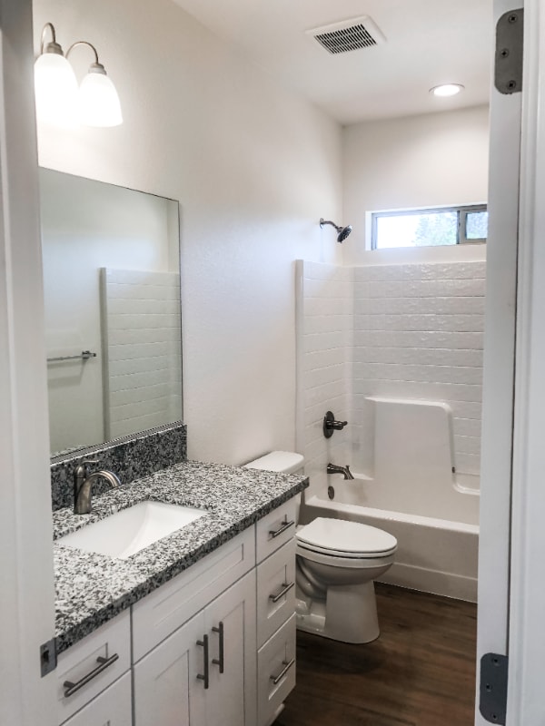 Photo - 6020 Peck Ln Unidad A