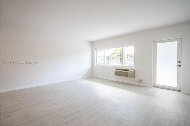 Photo - 1185 98th St Unit 8