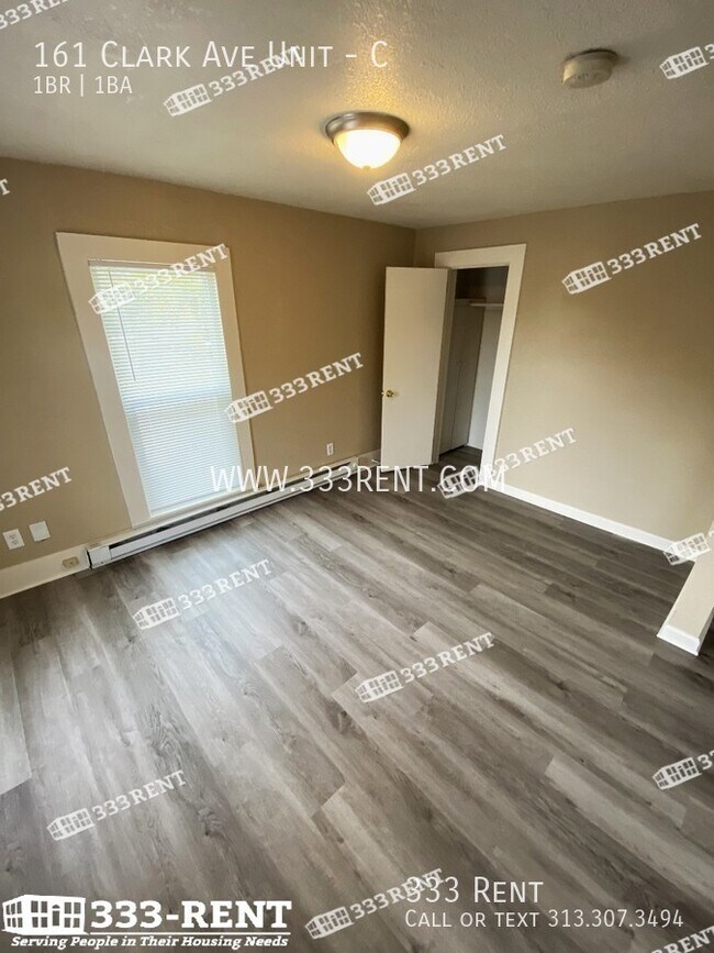 Photo - 161 Clark Ave Unidad C