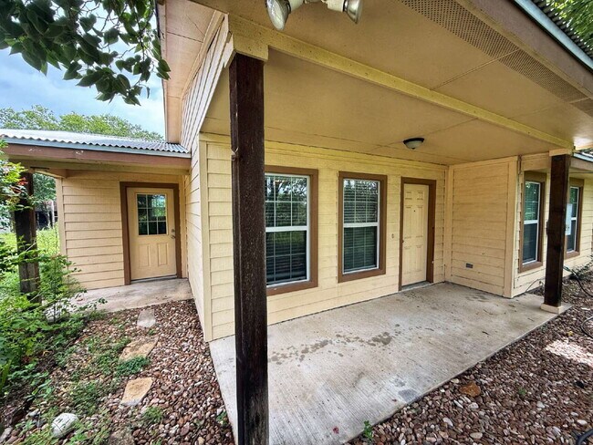 Photo - Peaceful 1-Acre Country Living with Easy C...