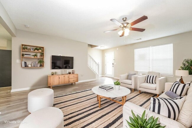 Photo - 2099 Mulberry Ln