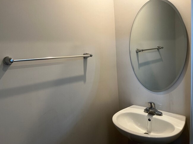 Photo - 3BR/2.5BA Townhouse in Hampton Townes
