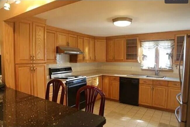 Photo - 64 Truman Rd