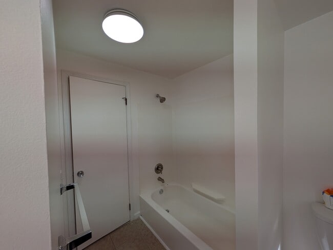 2 Country Gables Cir Unidad 2