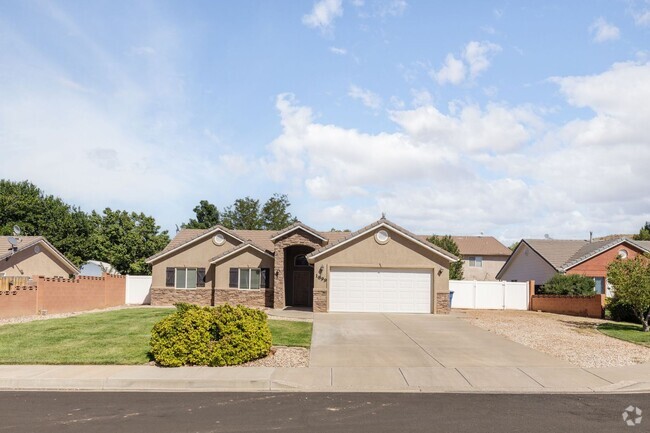 Building Photo - Cute 3 Bedroom, 2 Bathroom Home in Washington