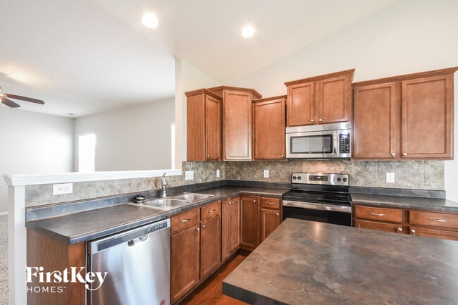 Photo - 5887 Aldridge Dr