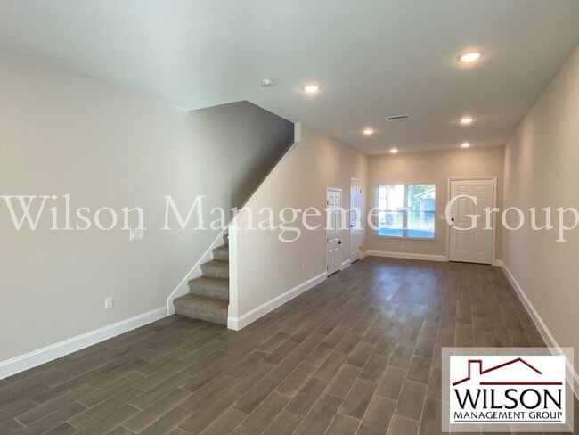 Photo - 732 S Lee Ave