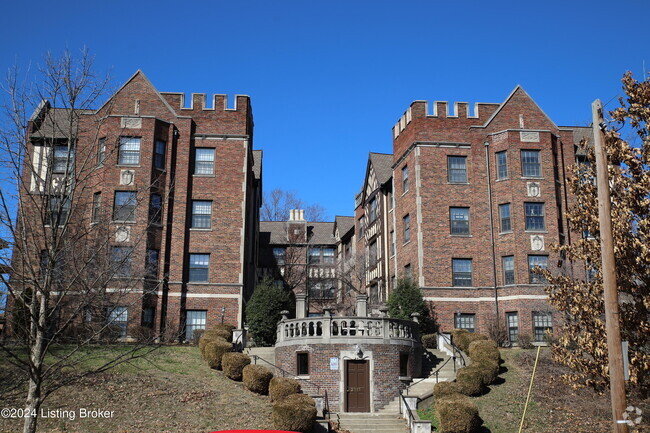 Building Photo - 2111 Eastern Pkwy Rental