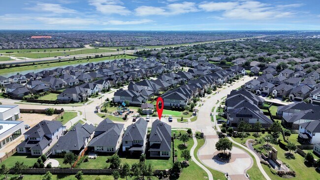 Photo - 6707 Regatta Park Ln