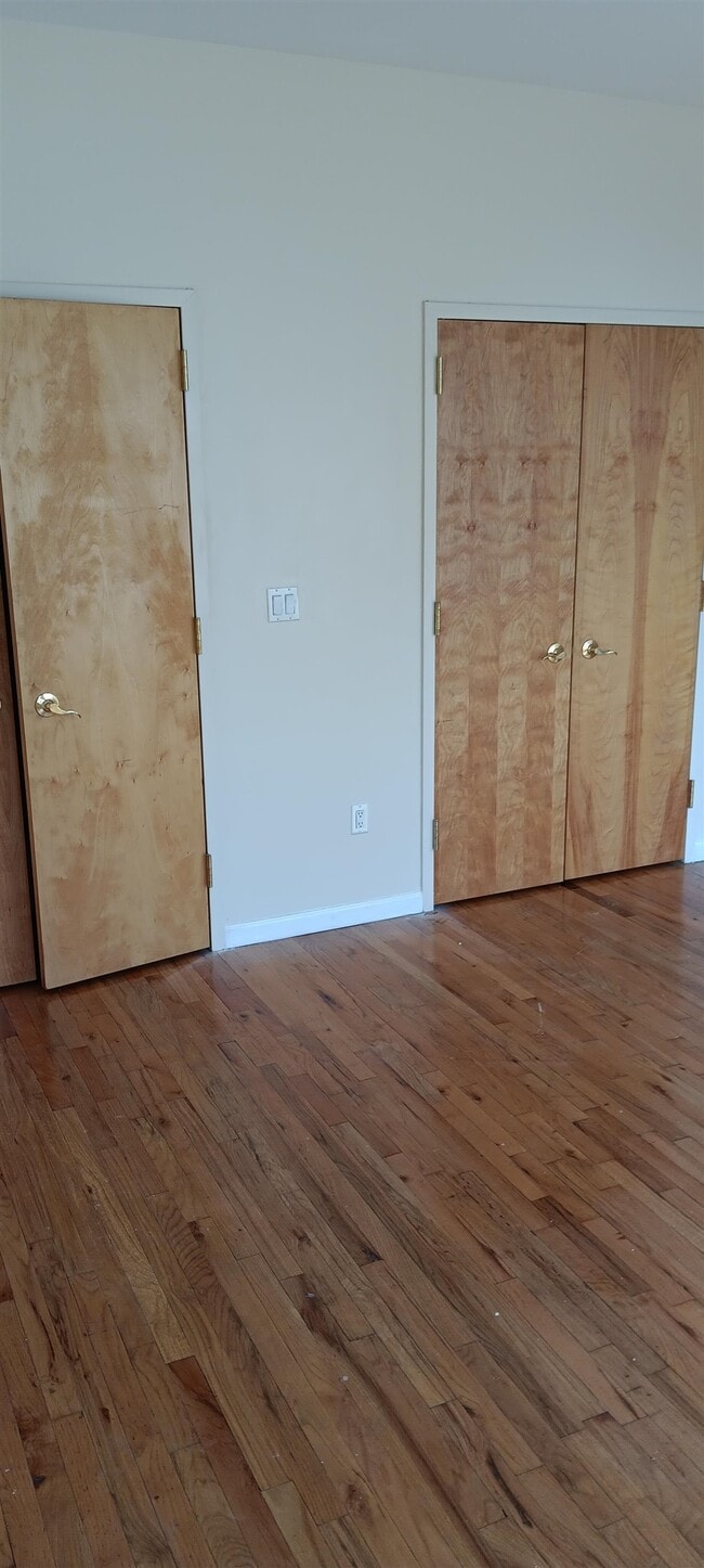 Photo - 143 E State St Unit 810