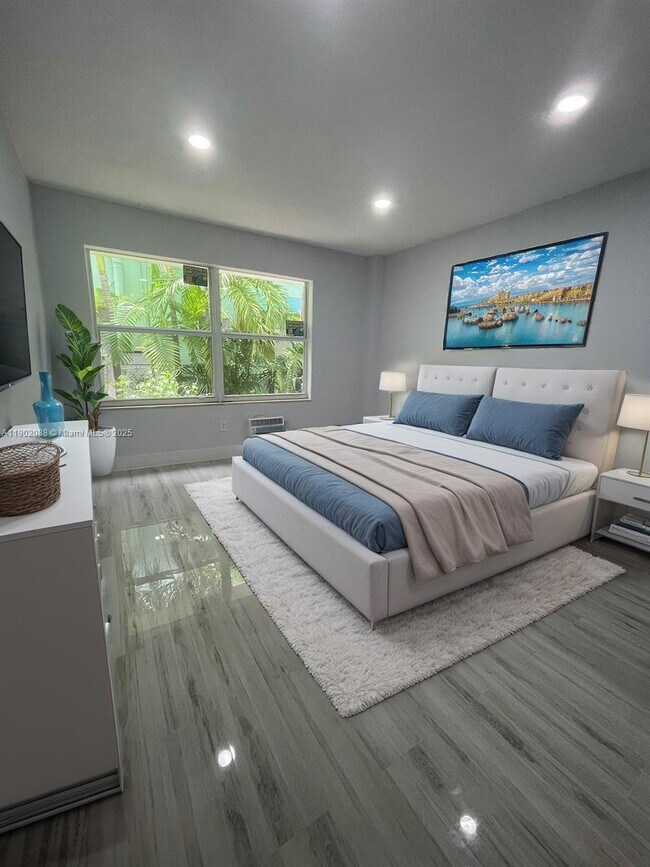 Photo - 1020 Euclid Ave Unit 5