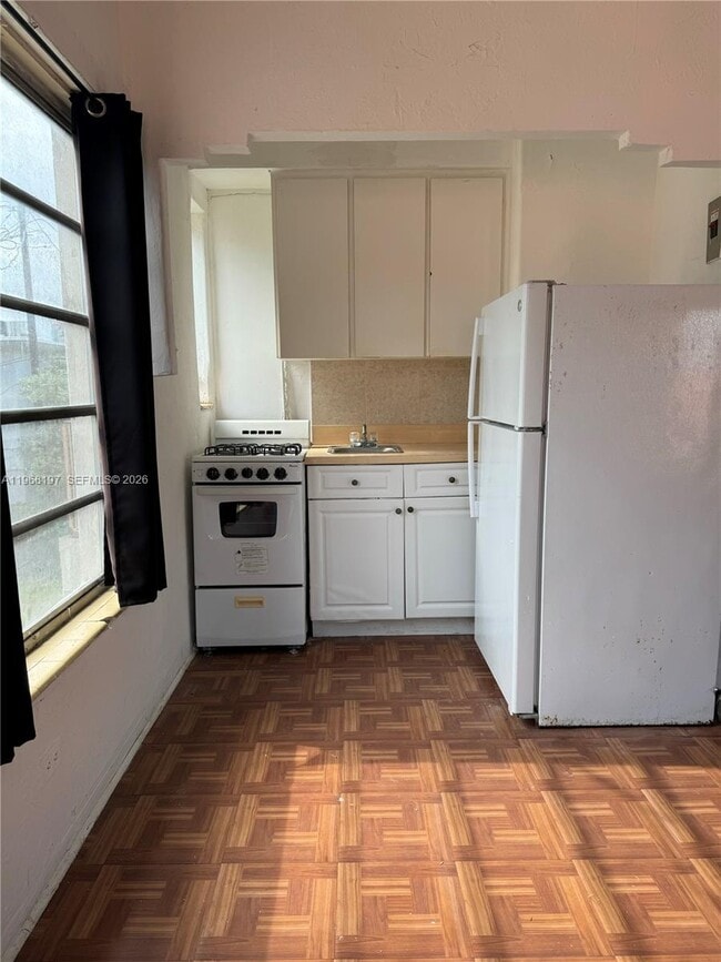 Photo - 825 Alton Rd Unit 8