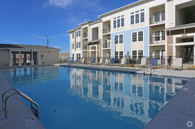 Waterside Apartments - Waterside Apartments