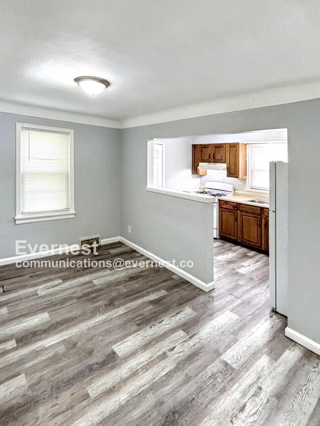 Photo - 6149 Jackson Ave