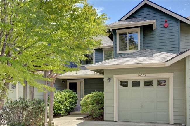 Building Photo - 2bd/2.5ba Redmond Townhouse