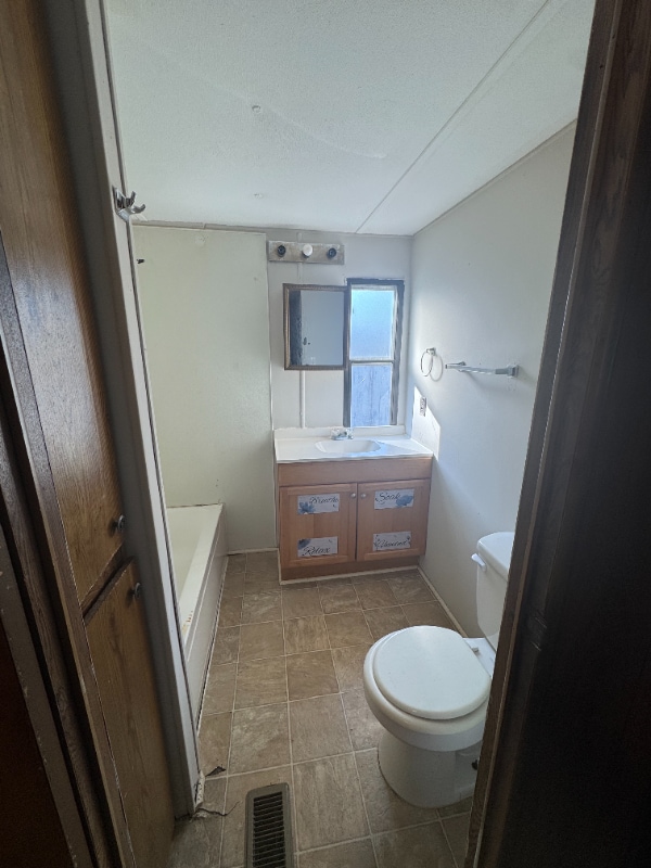 Photo - 1003 River St