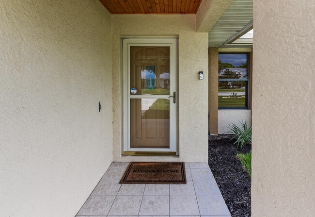 Photo - 1927 NE San Carlos Calle