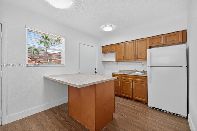 Building Photo - 7155 W 14th Ct Unit 1 Rental