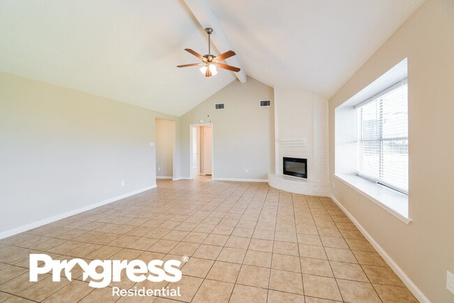 1001 Landing Blvd
