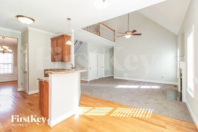 Photo - 156 Hazelwood Ct