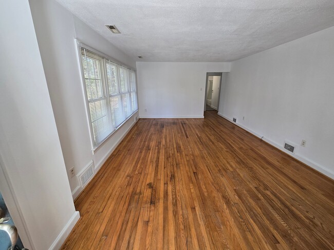 Photo - 8705 Sedgemoor Dr