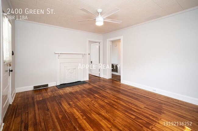 Photo - 2400 Green St