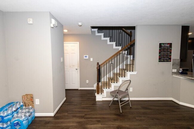 Photo - 8932 Hollister Commons Ln