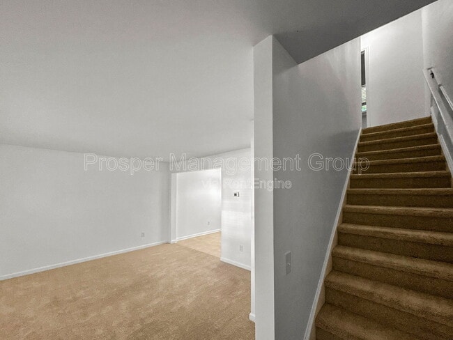 Photo - 415 Parkdale Dr