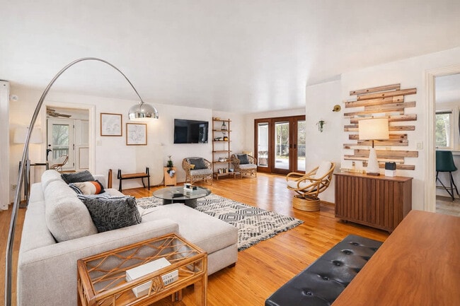 Photo - 1500 Palisades Dr Unidad SI ID1061611P