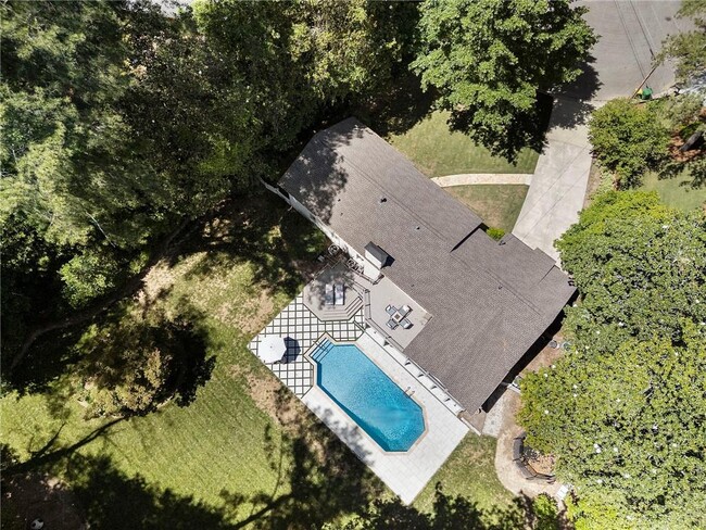Photo - 4770 Chatworth Ct NE