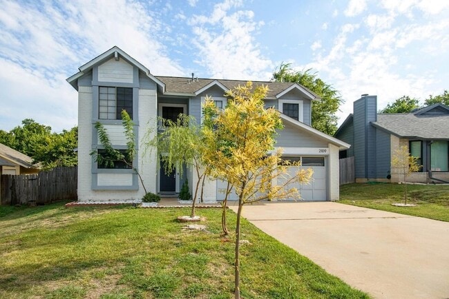 Building Photo - 2109 Waterway Bend Rental